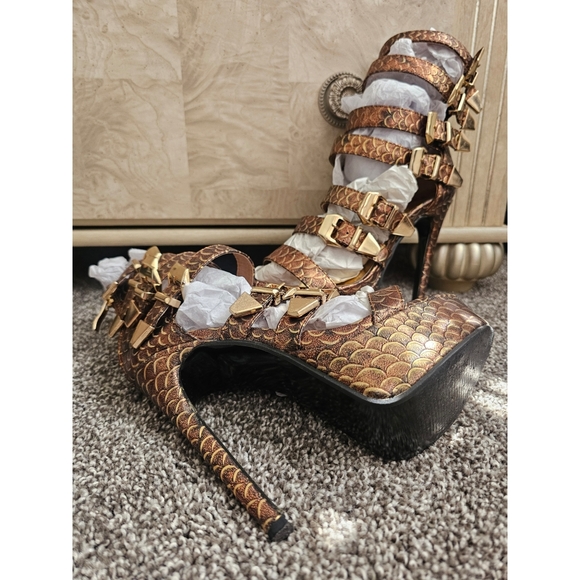 Bronze Scaley Heels - Picture 1 of 5
